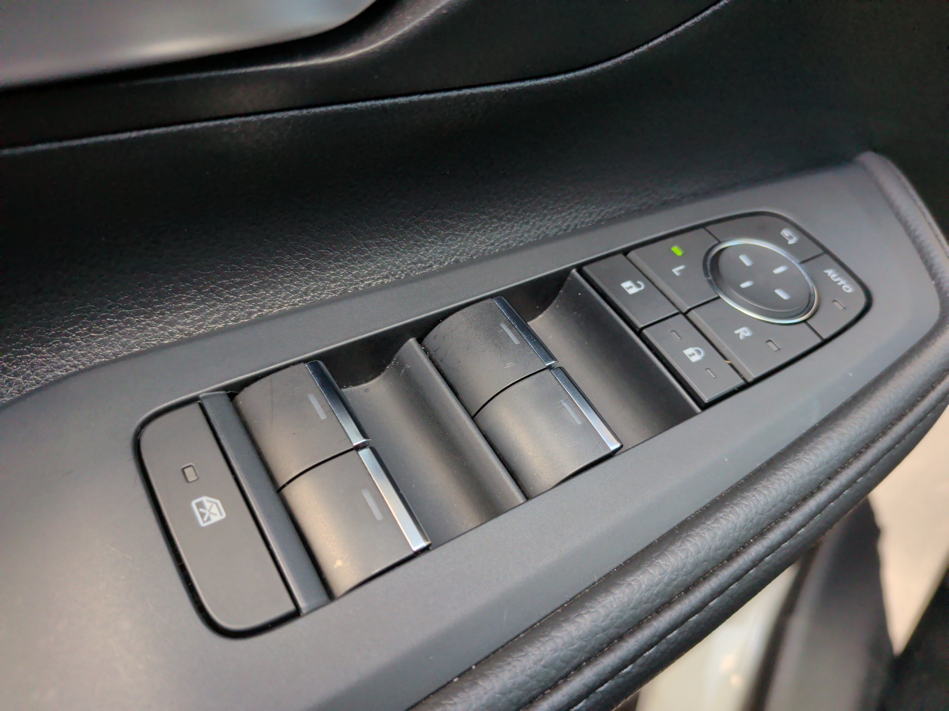 Used 2025 Toyota Grand Highlander AWD image 28