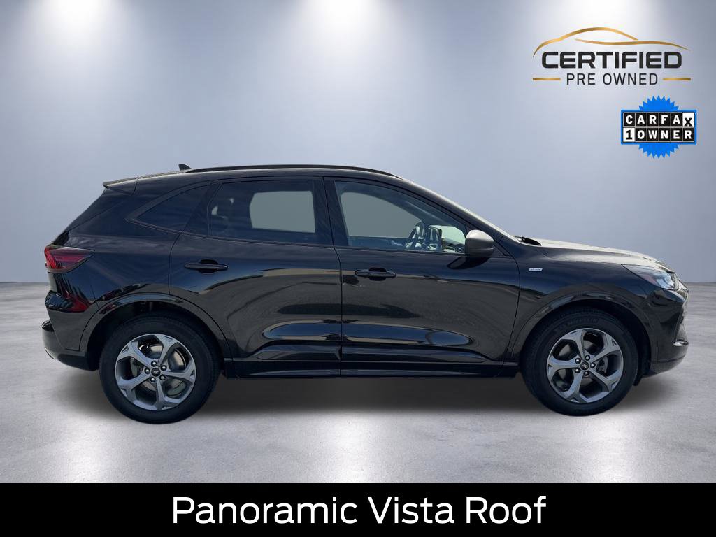 Certified 2023 Ford Escape ST-Line w/ Tech Pack #1 AWD/4WD image 9