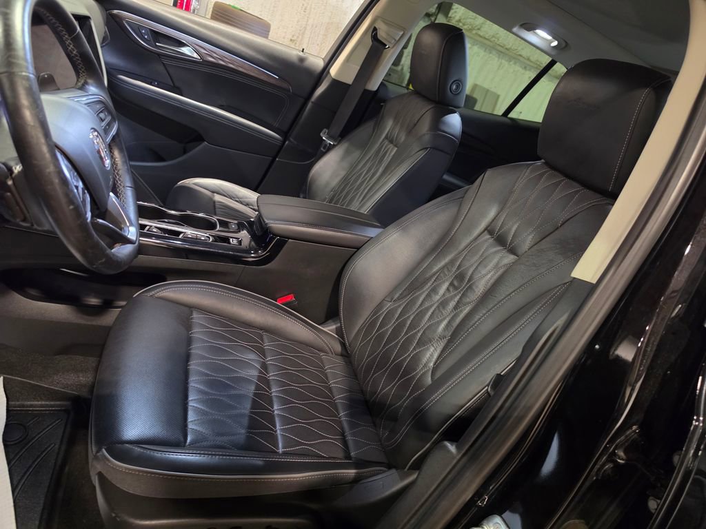 Used 2021 Buick Envision Avenir w/ Technology Package II FWD image 6