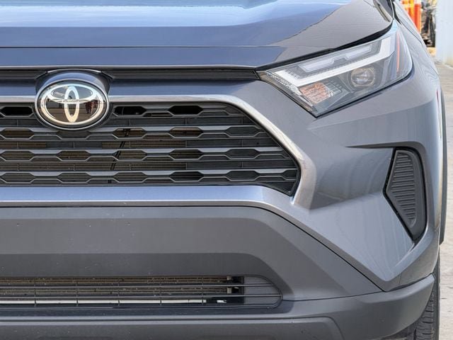 Used 2024 Toyota RAV4 XLE image 9