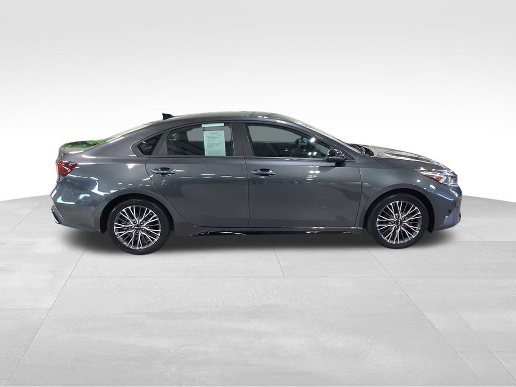 Used 2023 Kia Forte GT-Line image 6