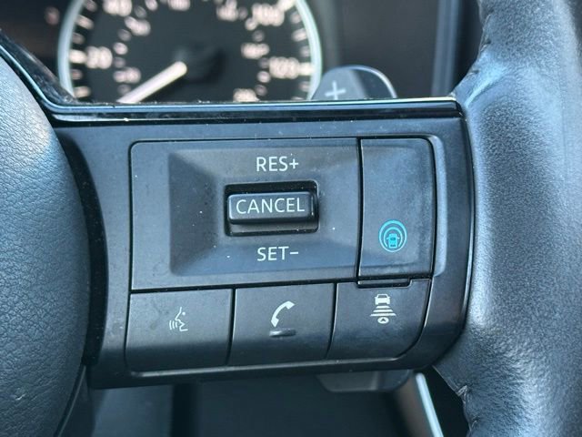 Used 2023 Nissan Rogue SV w/ SV Premium B Package image 18