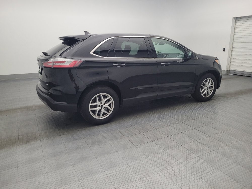 Used 2023 Ford Edge SEL image 10