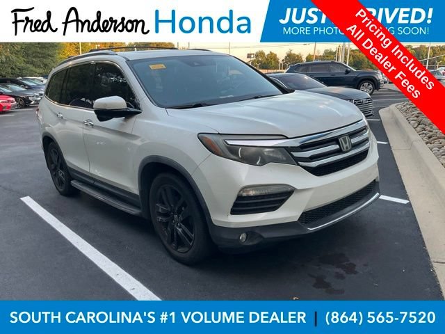 Used 2018 Honda Pilot Touring image 1
