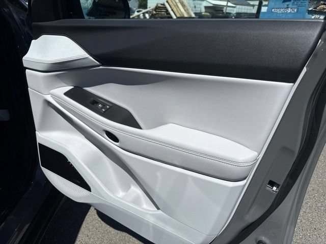 New 2026 Jeep Cherokee Limited AWD/4WD image 8