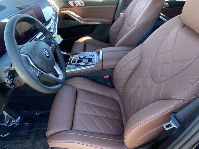 Used 2026 BMW X5 xDrive50e w/ Premium Package image 19
