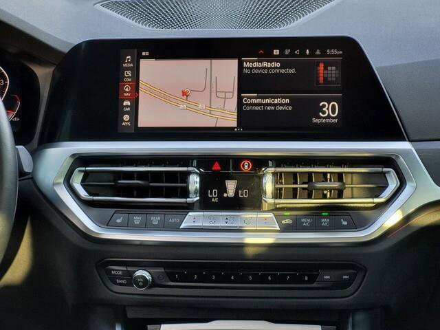 Used 2021 BMW 330i Sedan w/ Premium Package image 35