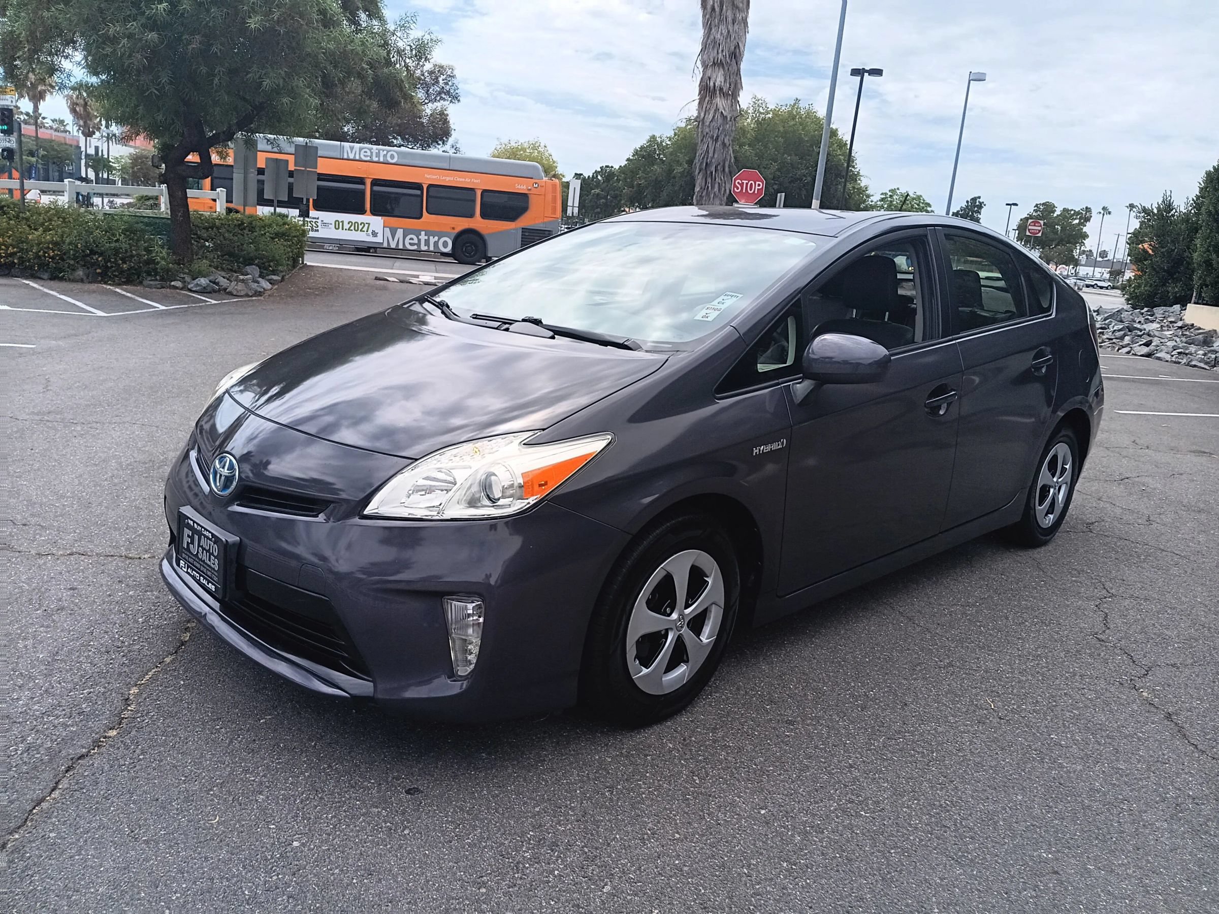 Used 2014 Toyota Prius Four FWD image 3