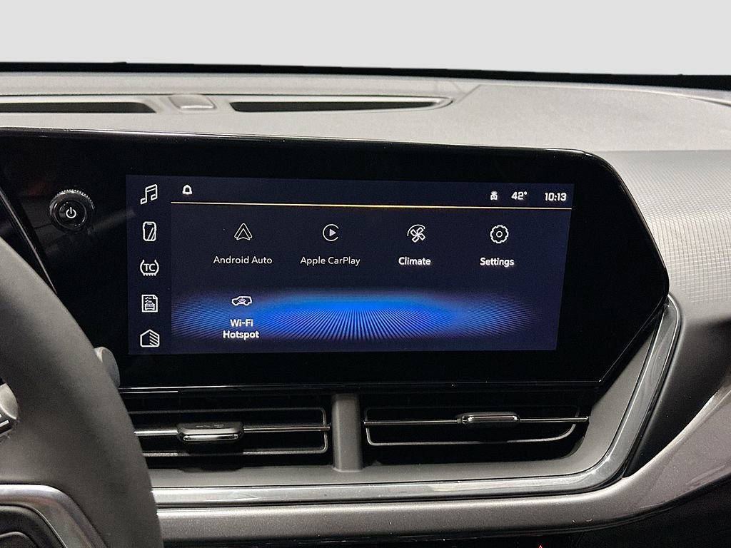 New 2026 Chevrolet Trax ACTIV w/ Driver Confidence Package image 15