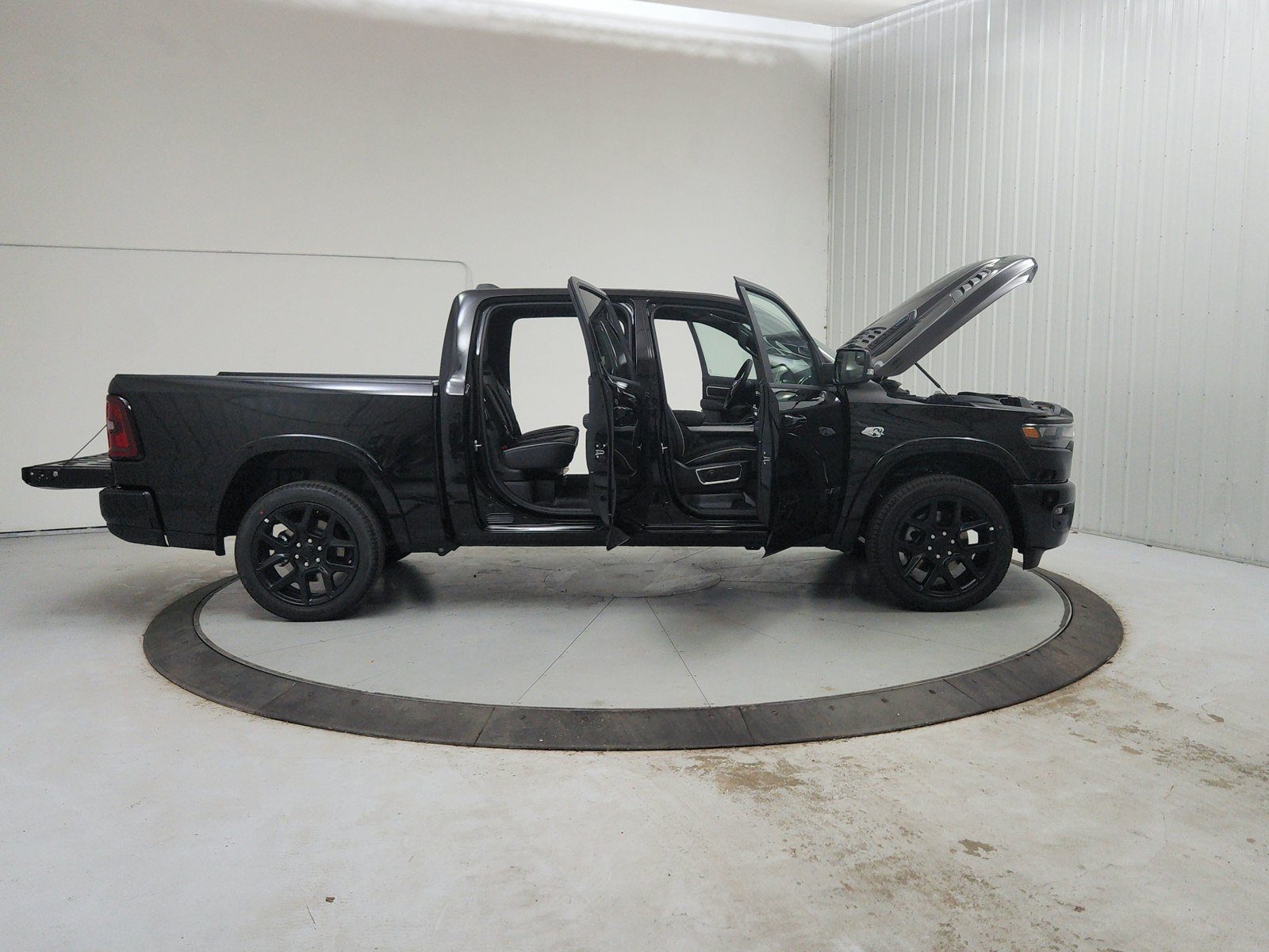 New 2026 RAM 1500 Laramie w/ Night Edition AWD/4WD image 17