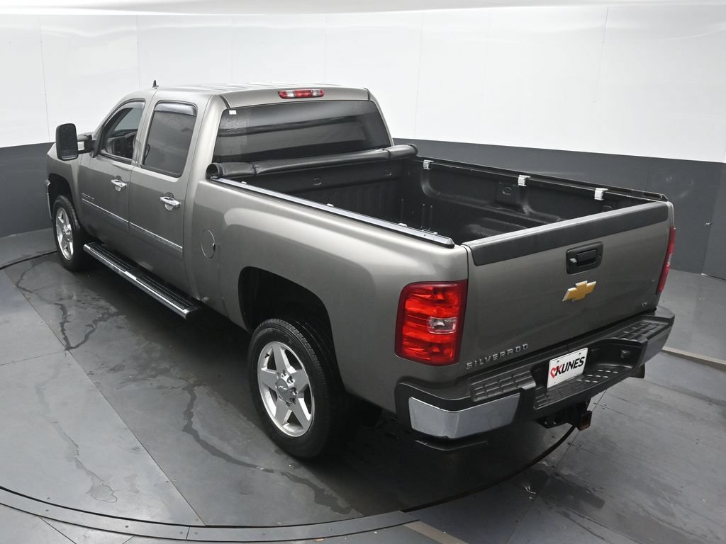 Used 2013 Chevrolet Silverado 2500 LT w/ Custom Sport Truck Package RWD image 32