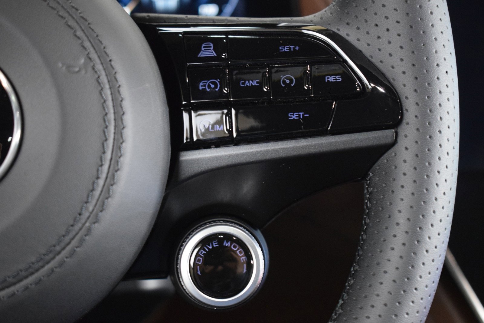 New 2024 Maserati Grecale GT image 28