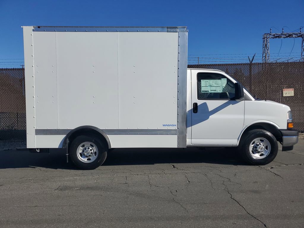 New 2025 Chevrolet Express 3500 w/ Power Convenience Package image 2