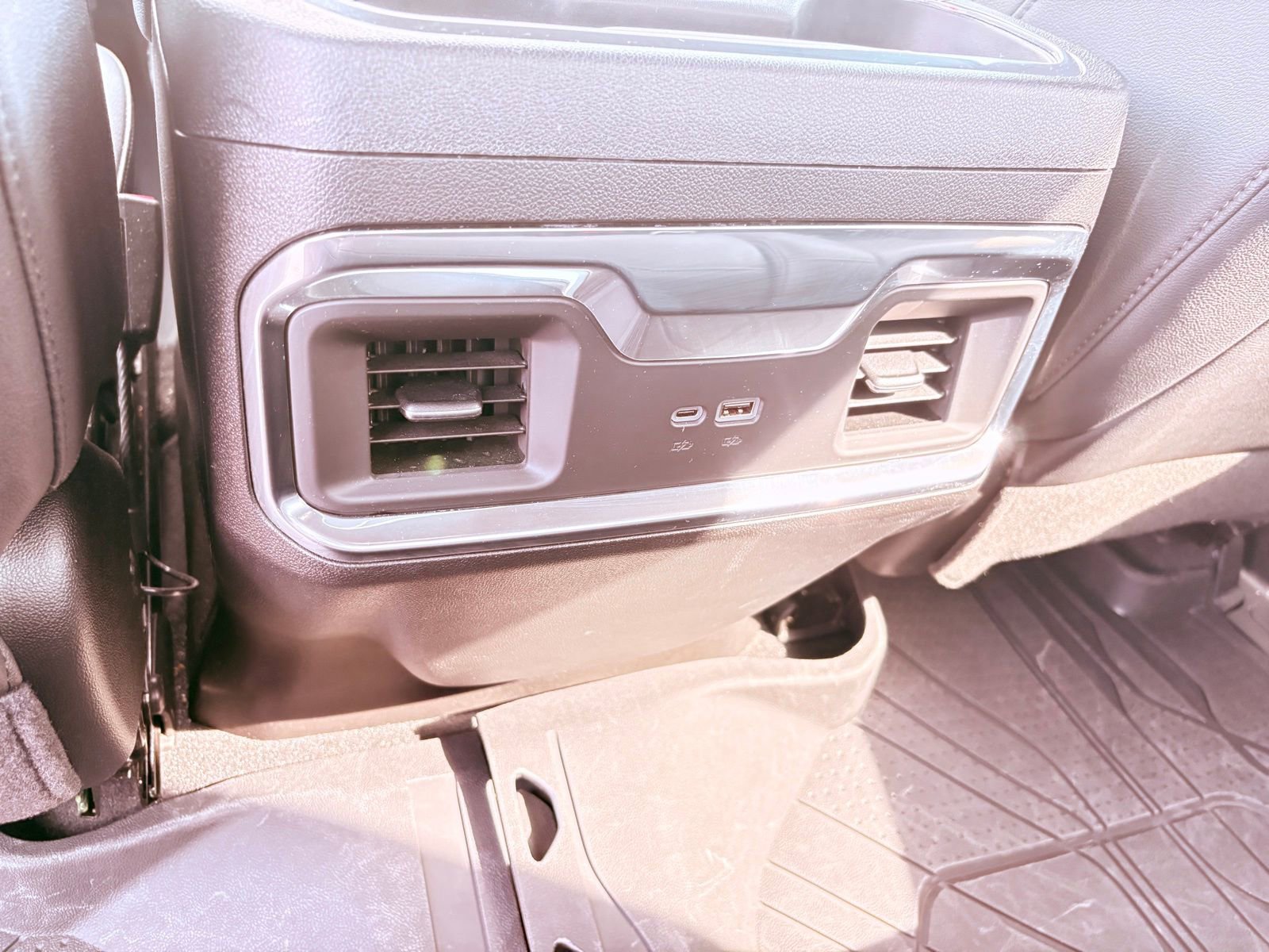 Used 2023 Chevrolet Silverado 1500 LTZ image 15