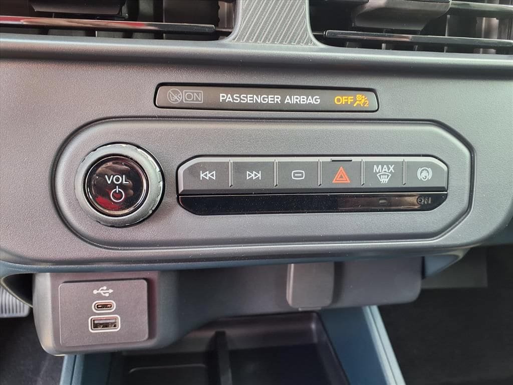 New 2026 Ford Maverick XL FWD image 17