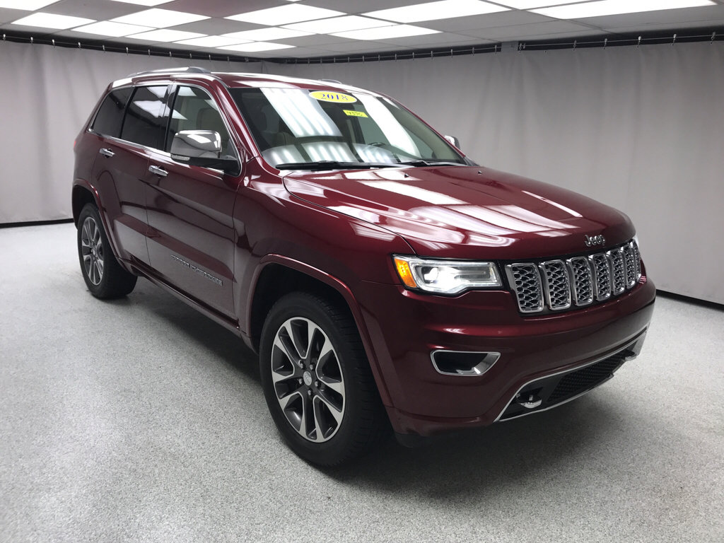 Used 2018 Jeep Grand Cherokee Overland AWD/4WD image 5