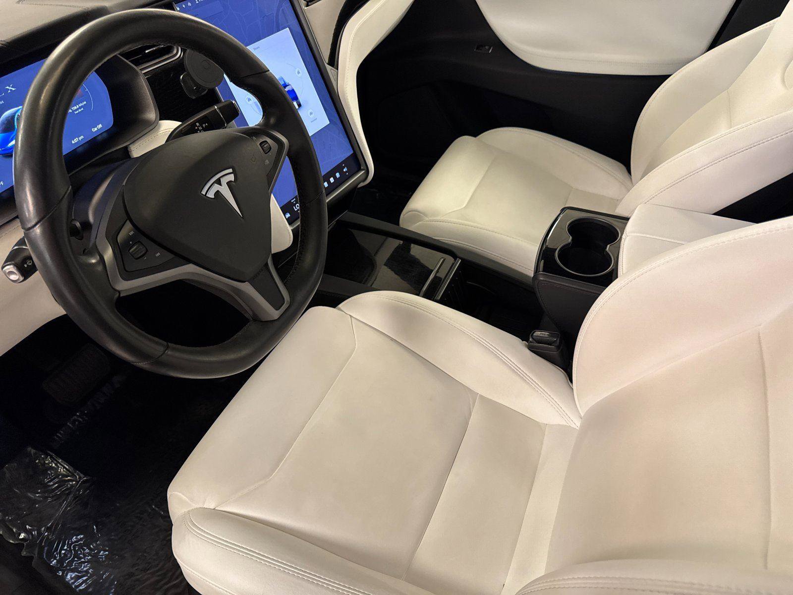 Used 2019 Tesla Model X 75D image 9