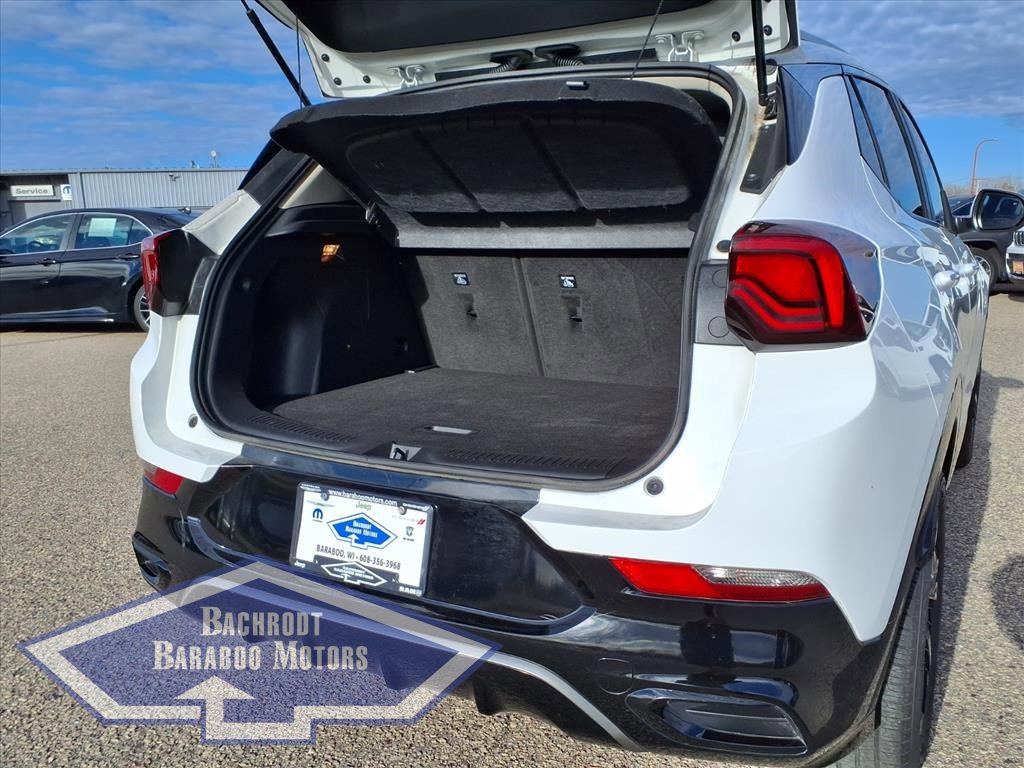 Used 2024 Buick Encore GX Sport Touring image 4