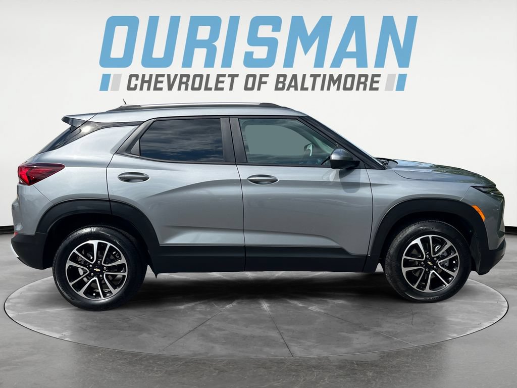 Used 2026 Chevrolet TrailBlazer LT w/ Convenience Package AWD/4WD image 7