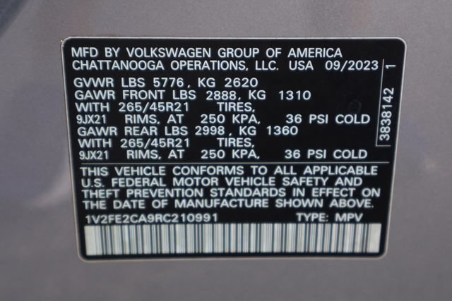 Certified 2024 Volkswagen Atlas Cross Sport SEL Premium R-Line AWD/4WD image 29