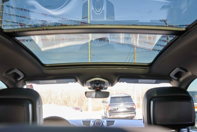 Used 2019 Porsche Macan Base image 10