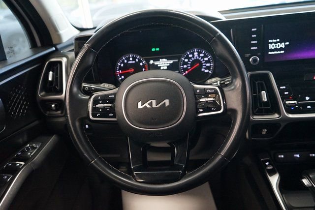 Used 2022 Kia Sorento S image 31