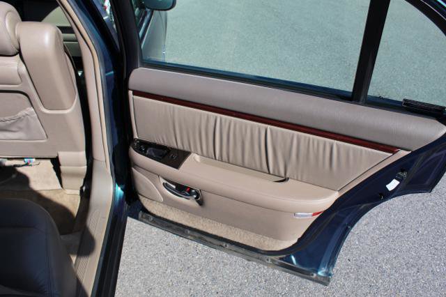 Used 1997 Buick Park Avenue Ultra image 14