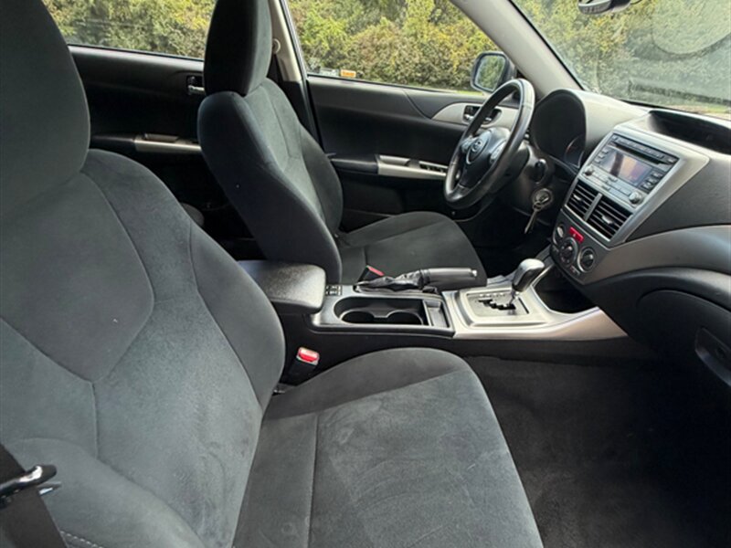 Used 2010 Subaru Impreza 2.5i Premium AWD/4WD image 18