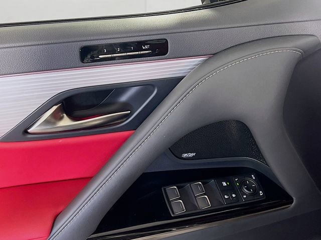 Used 2024 Lexus LX 600 F Sport image 12