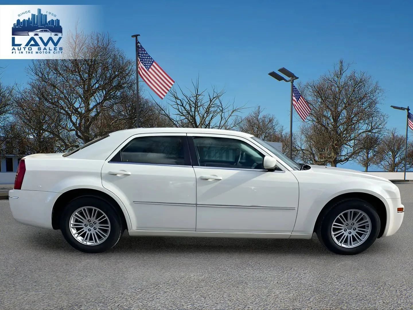 Used 2008 Chrysler 300 Touring w/ Comfort/Convenience Group image 4