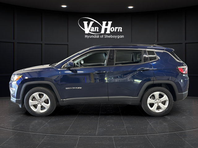 Used 2018 Jeep Compass Latitude w/ Popular Equipment Group FWD image 4