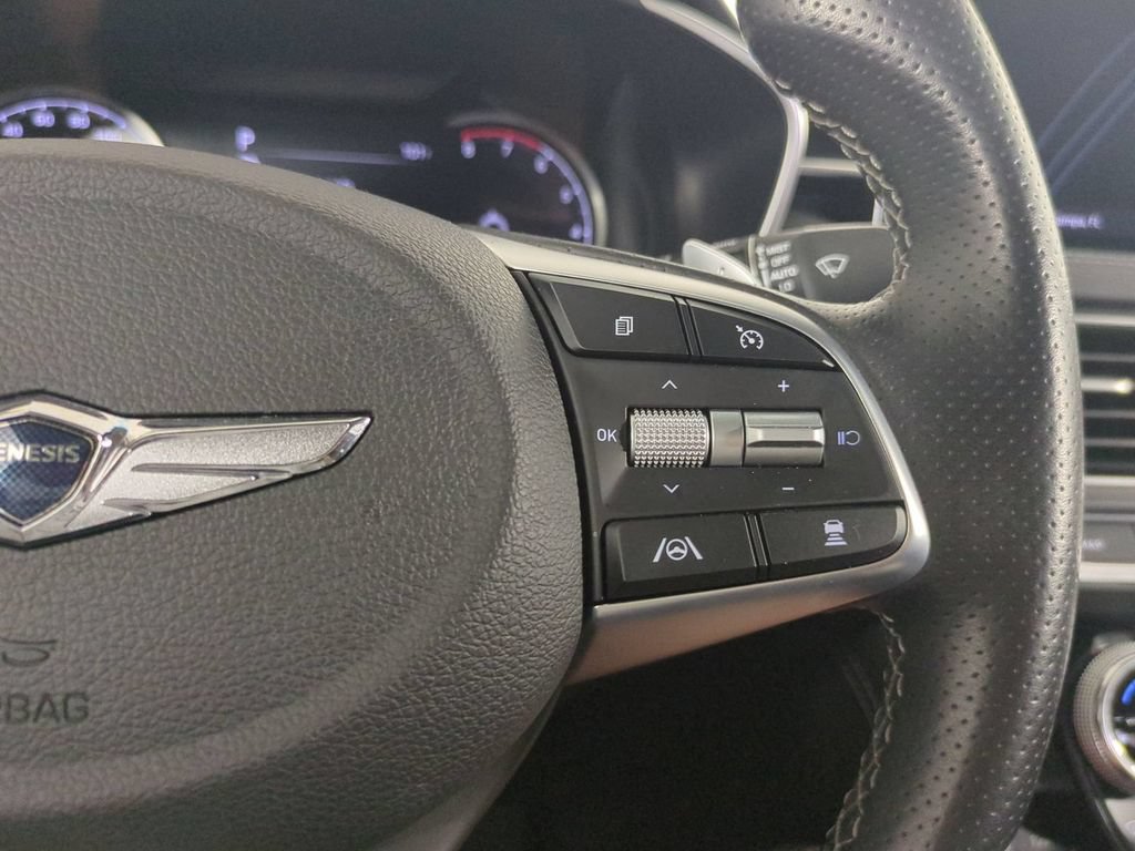 Used 2023 Genesis G70 3.3T RWD image 32