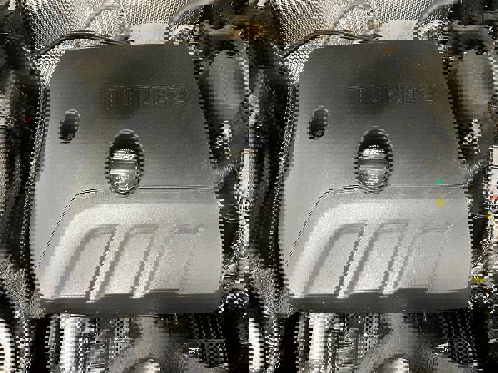 Used 2025 Buick Encore GX Avenir w/ Avenir Technology Package image 28