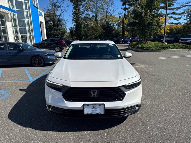 Used 2023 Honda Accord Touring image 3
