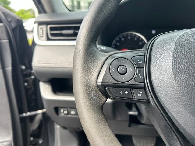 Used 2022 Toyota RAV4 XLE FWD image 20