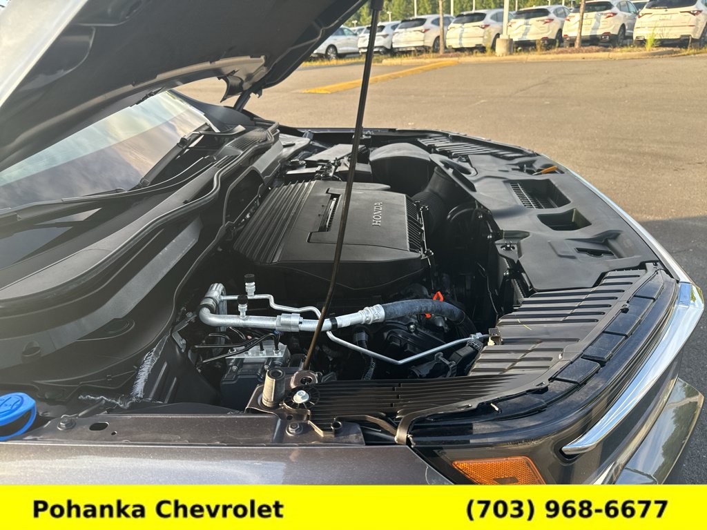 Used 2025 Honda Pilot Touring image 38