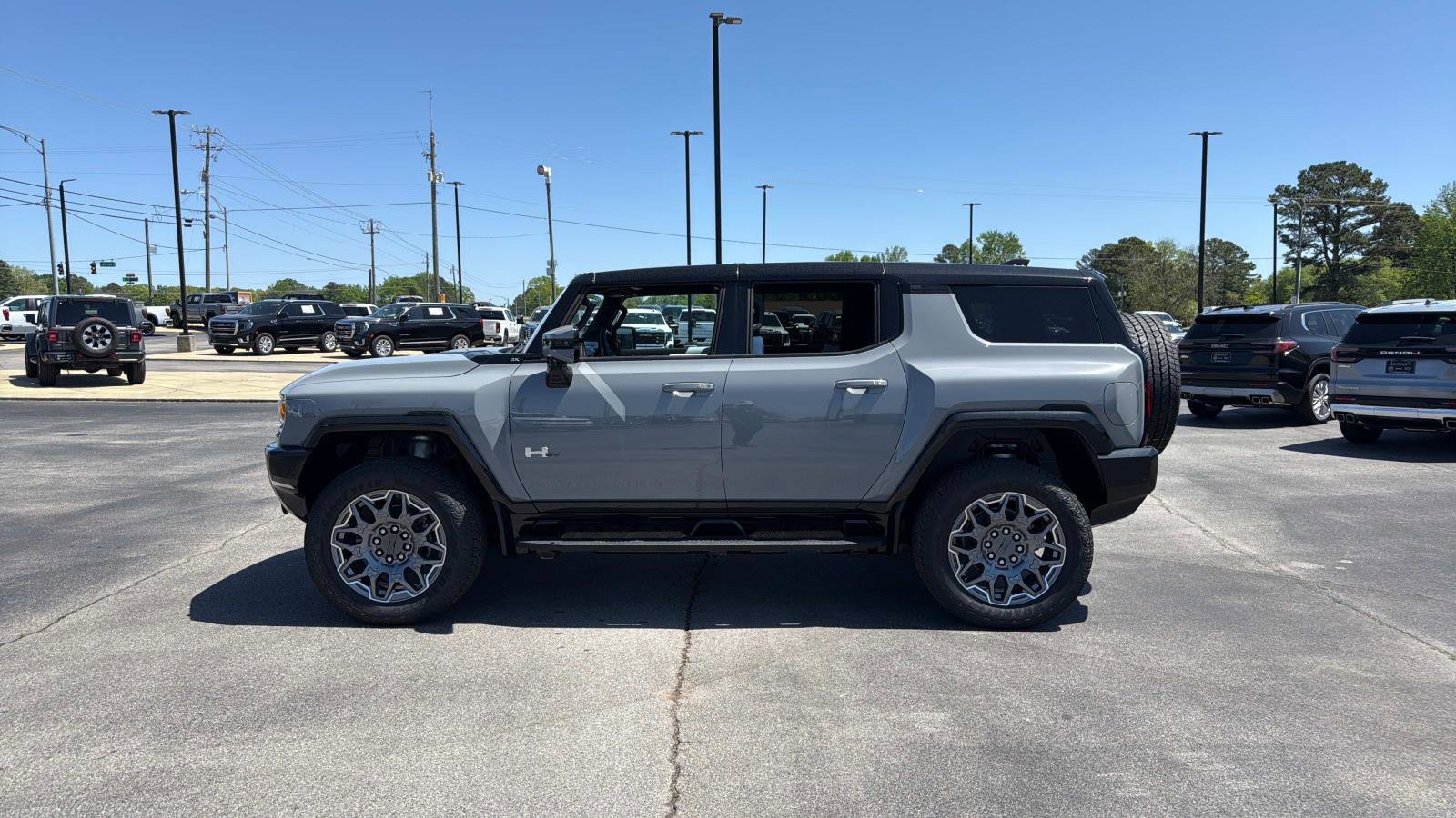 New 2025 GMC Hummer EV 3X image 4