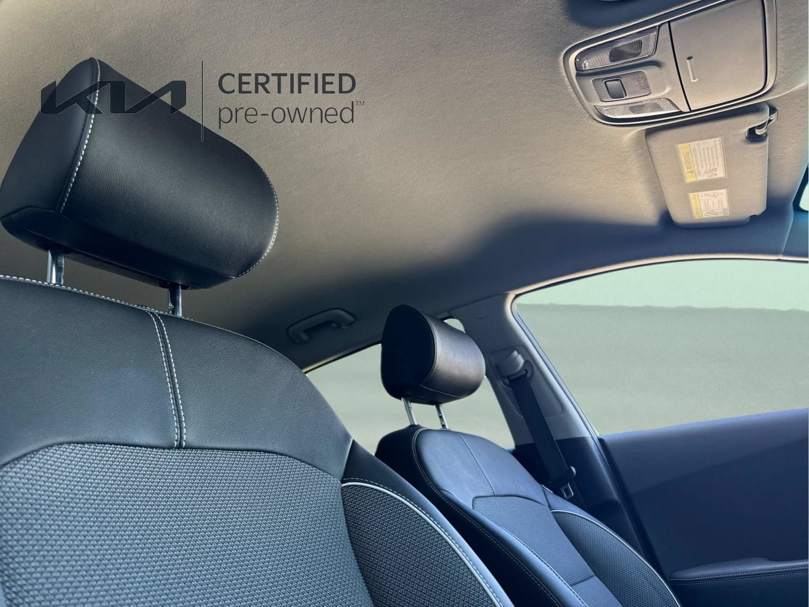 Certified 2022 Kia Niro EX FWD image 17