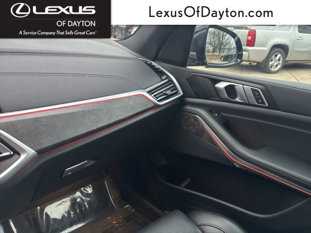 Used 2023 BMW X5 xDrive40i w/ Parking Assistance Package image 36