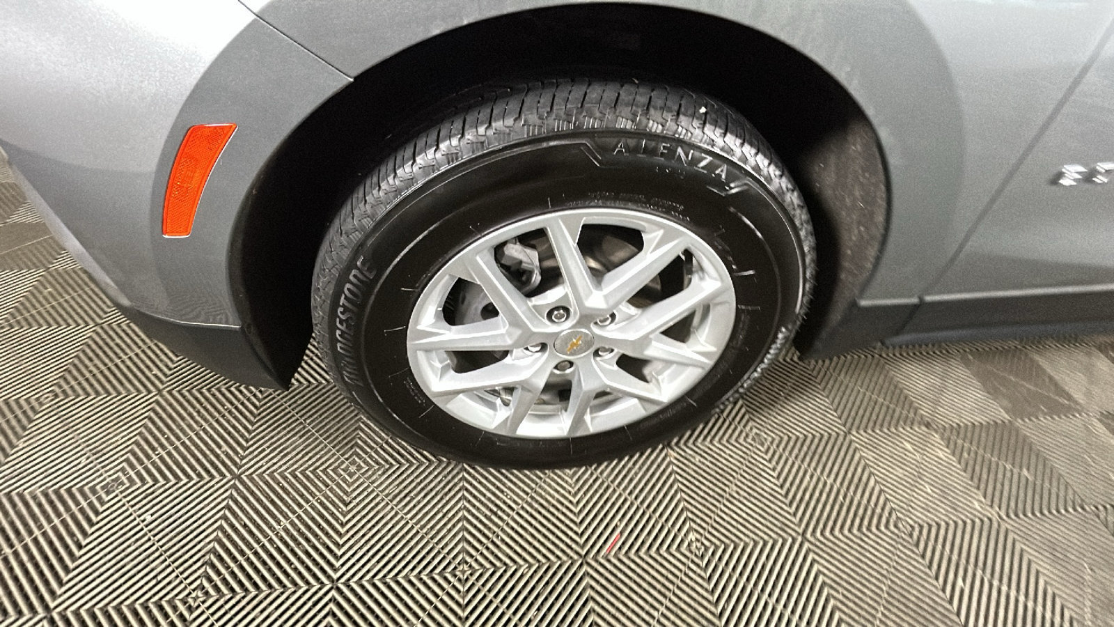 Used 2024 Chevrolet Equinox LT w/ LPO, Floor Liner Package AWD/4WD image 10
