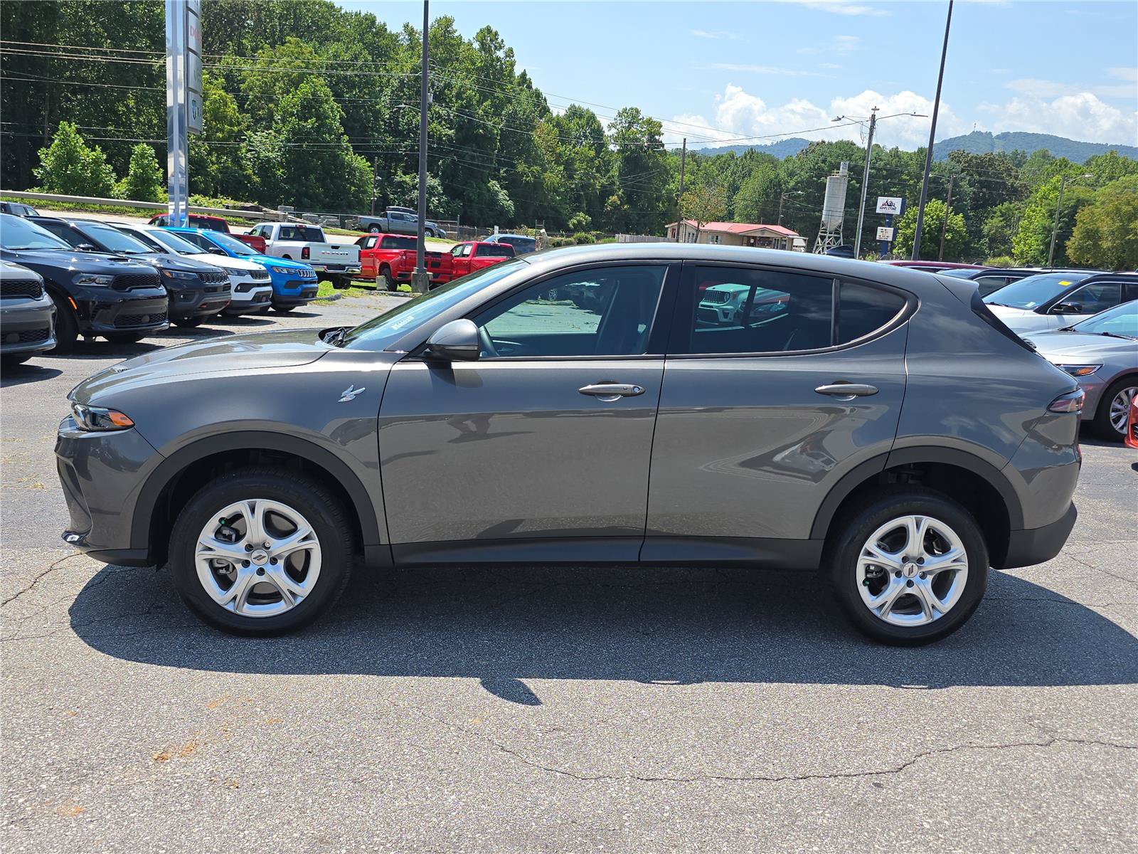 Used 2024 Dodge Hornet GT AWD/4WD image 6