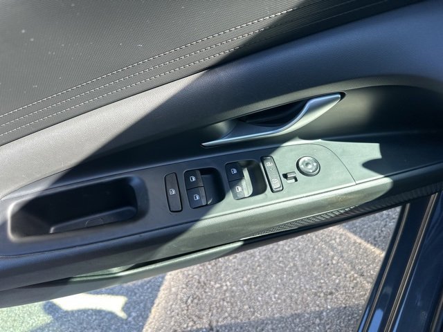 Used 2024 Hyundai Elantra SEL image 11