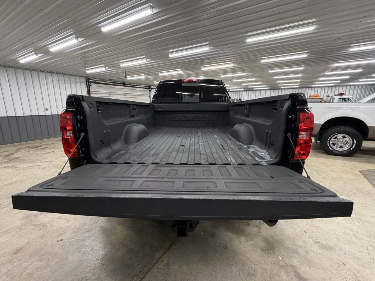Used 2019 GMC Sierra 3500 Denali w/ Duramax Plus Package image 9