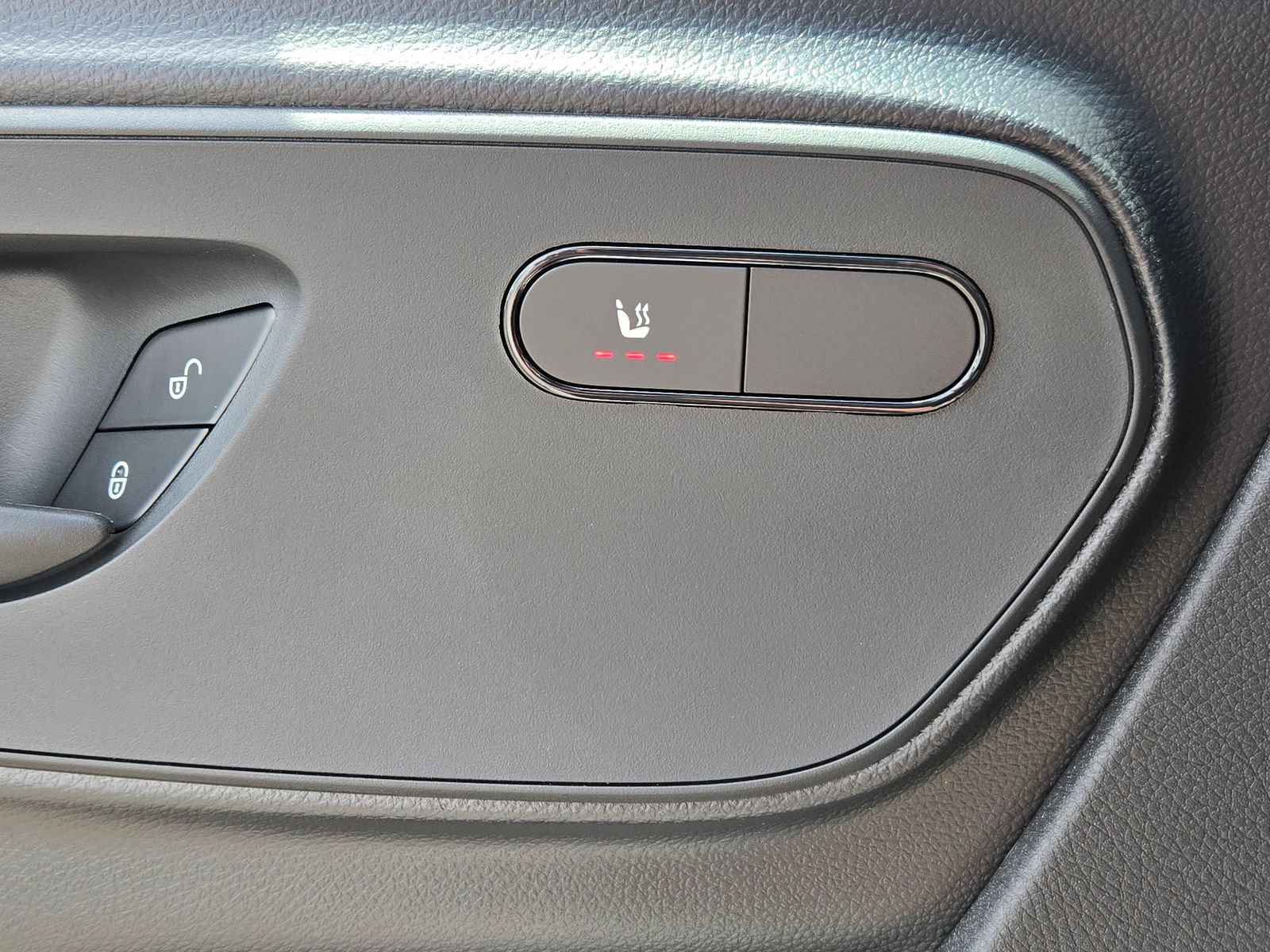 New 2025 Mercedes-Benz eSprinter 170 Cargo image 28