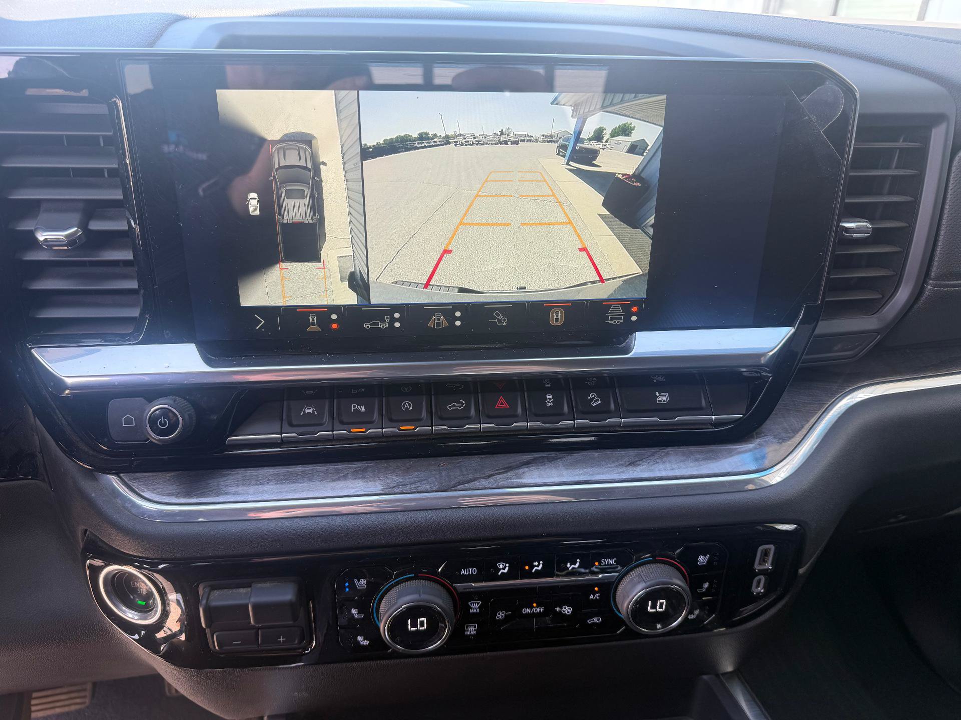 Used 2024 Chevrolet Silverado 1500 LTZ AWD/4WD image 13