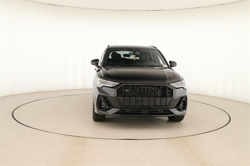 New 2025 Audi Q3 2.0T Premium image 11
