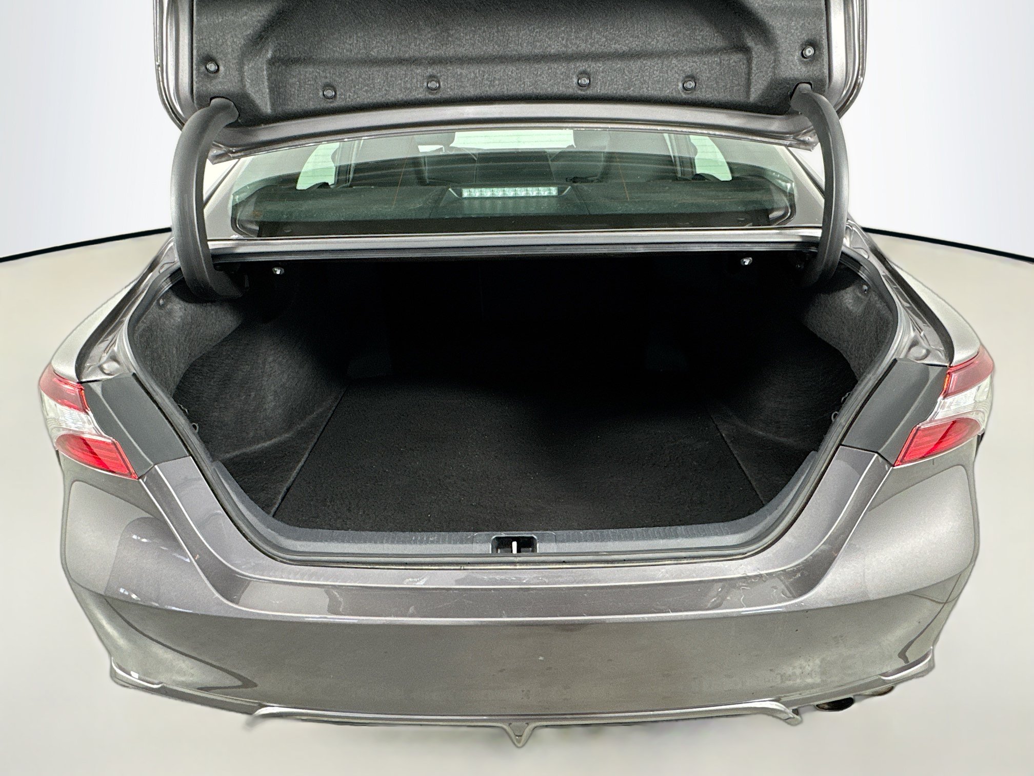 Used 2023 Toyota Camry SE FWD image 24