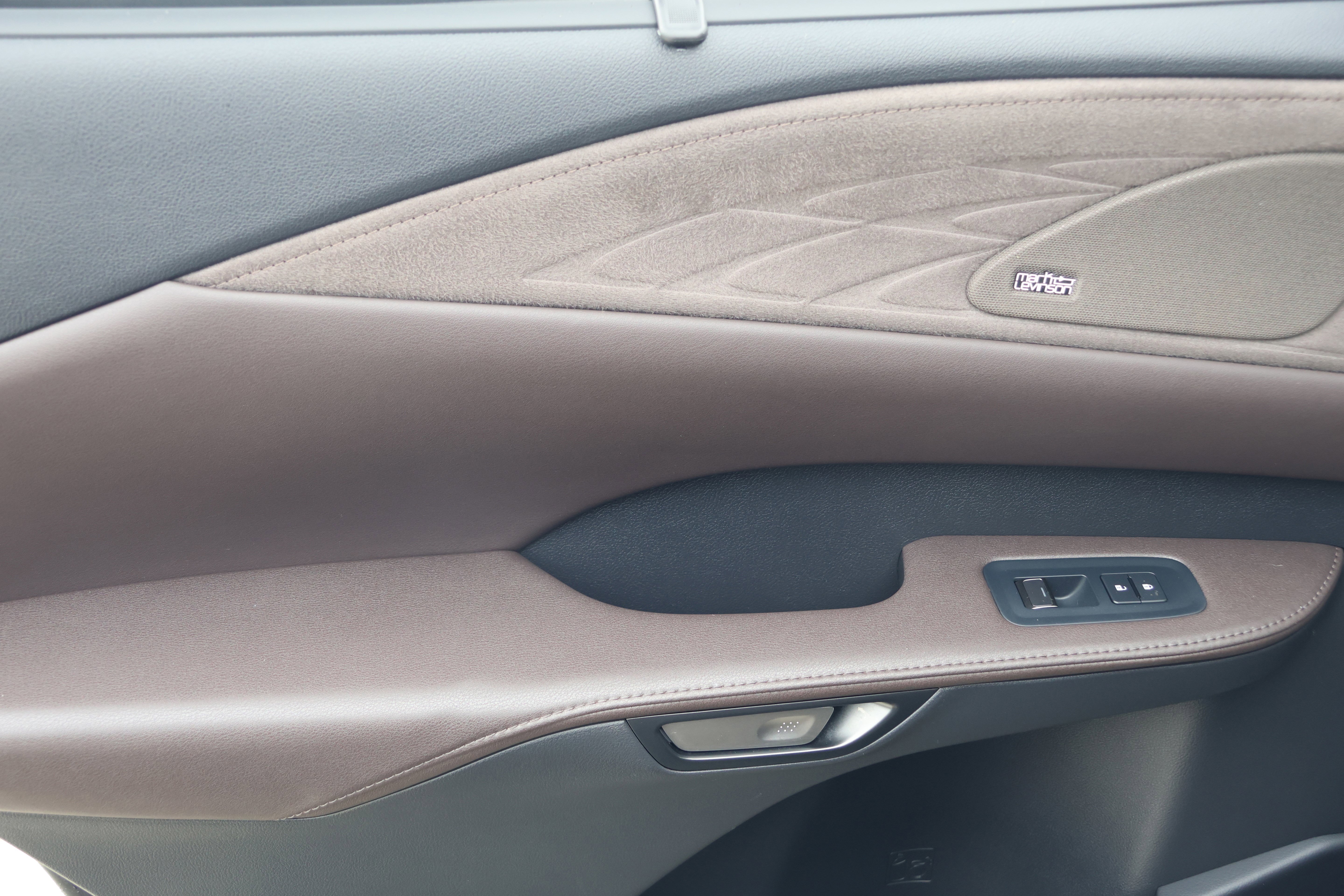 Certified 2023 Lexus RX 350 AWD w/ Accessory Package image 36