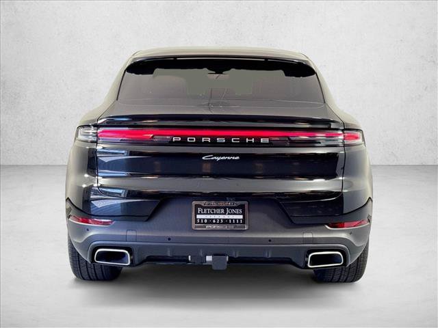Used 2025 Porsche Cayenne Coupe AWD/4WD image 10