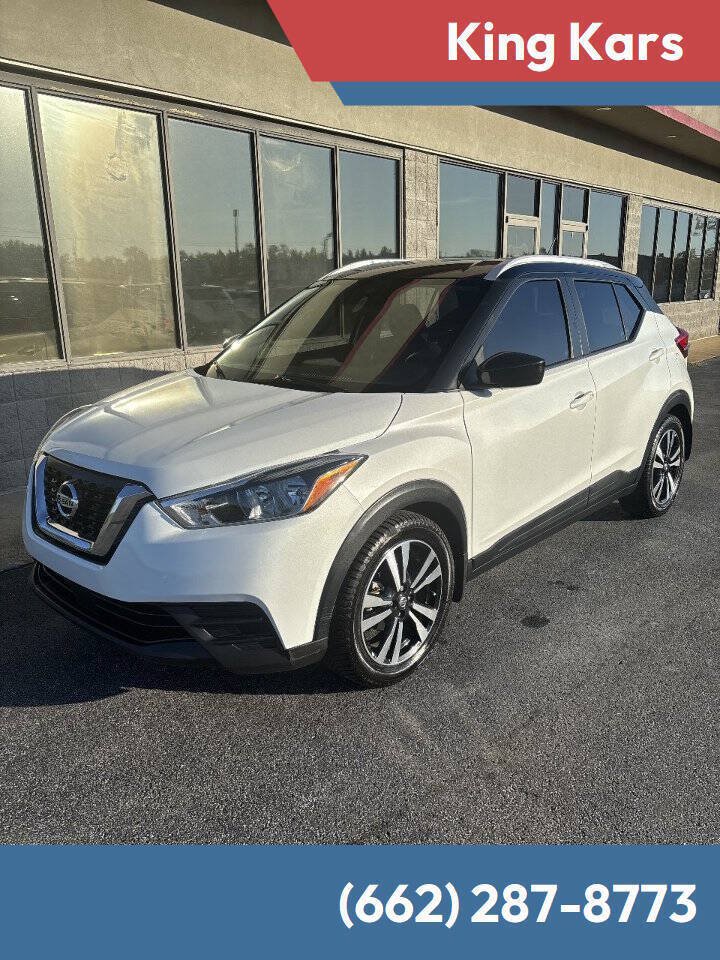 Used 2020 Nissan Kicks SV FWD image 1
